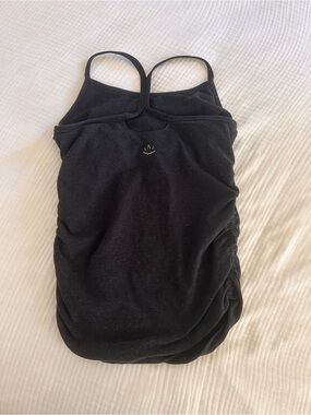 Beyond the bump black workout tank